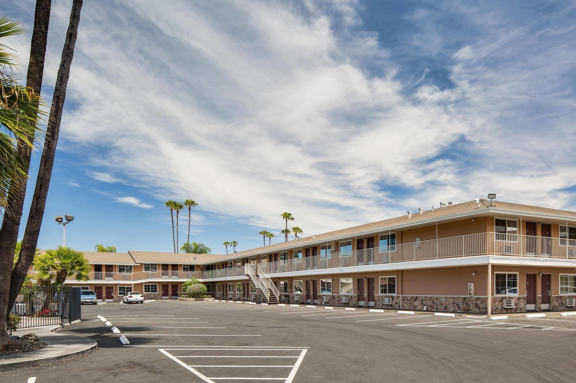 San Jose Airport Inn Buitenkant foto